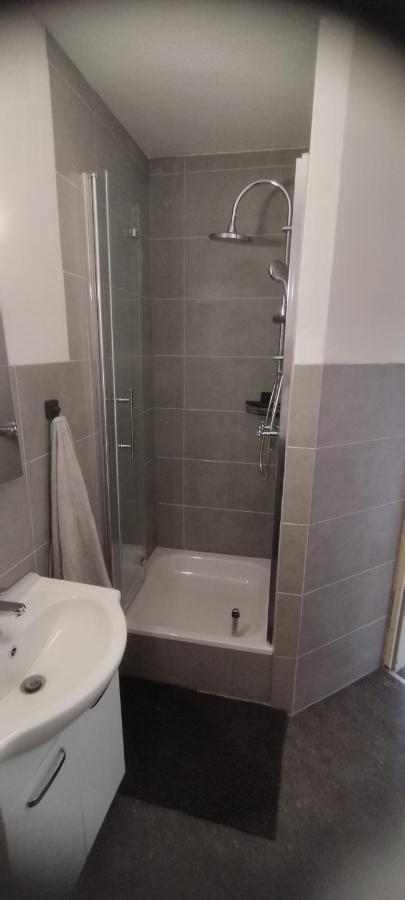 Schoene Sonnige Wohnung Jüchen Dış mekan fotoğraf