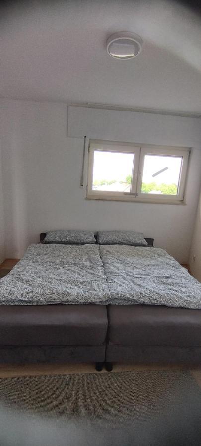 Schoene Sonnige Wohnung Jüchen Dış mekan fotoğraf